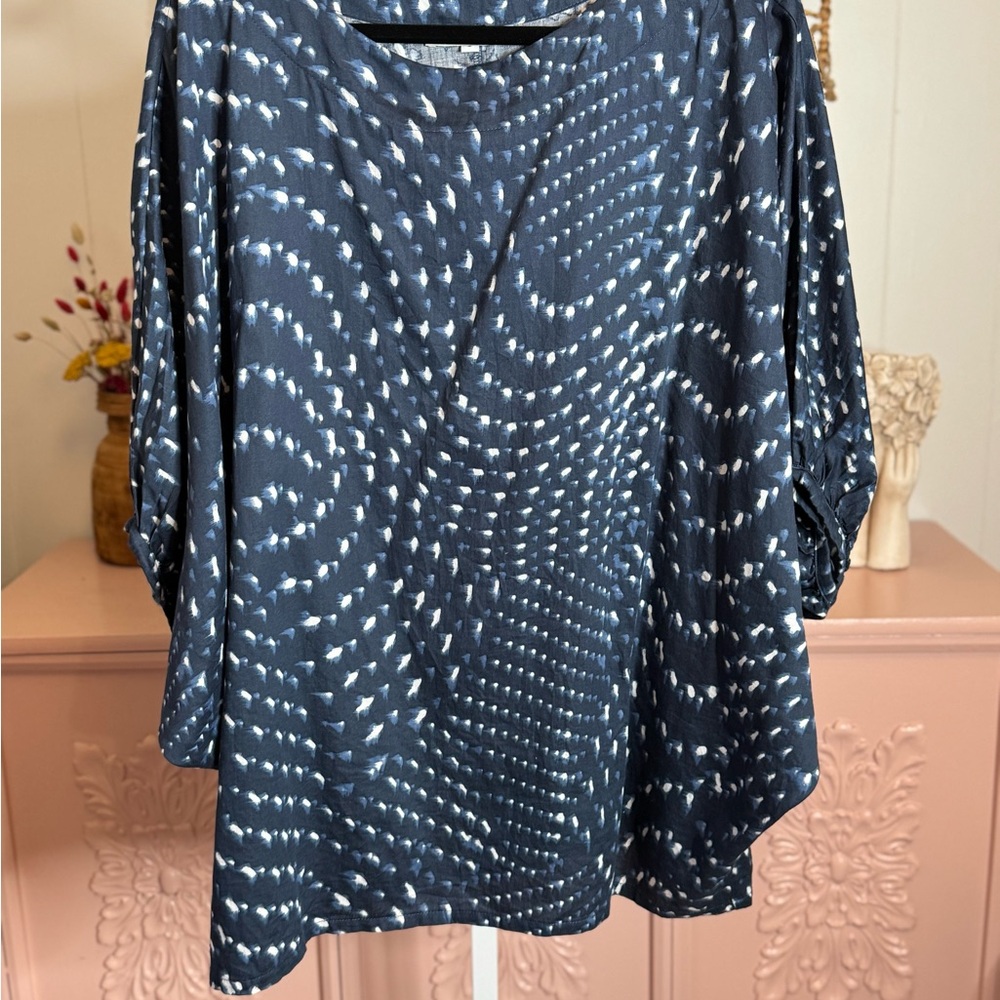 Women’s Bryn Walker‎ batwing top Elegant Blue and white
